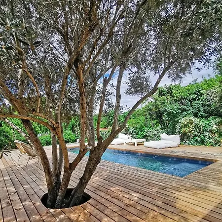 La De L'ecole ! Piscine, Jardin, Garage, Clim ! *